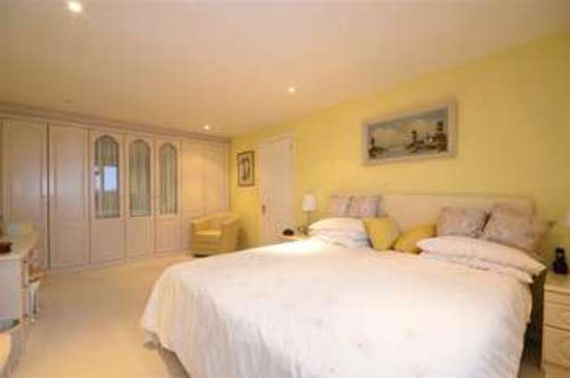  Image of 3 bedroom Maisonette for sale in Limmer Lane Felpham Bognor Regis PO22 at Bognor Regis West Sussex Bognor Regis, PO22 7EN