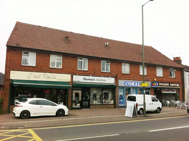 Image of Flat for sale in Limpsfield Road Warlingham CR6 at Limpsfield Road  Warlingham, CR6 9HA
