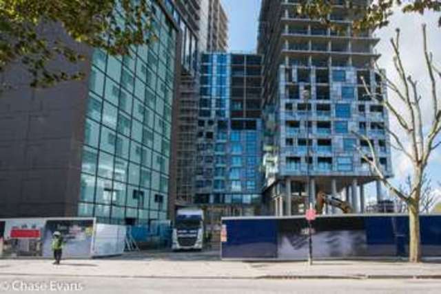  Image of 1 bedroom Flat for sale in Millharbour London E14 at Greenwich Tower  Canary Wharf, E14 9XP
