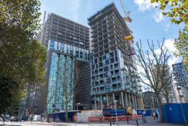  Image of 1 bedroom Flat for sale in Millharbour London E14 at Greenwich Tower  Canary Wharf, E14 9XP
