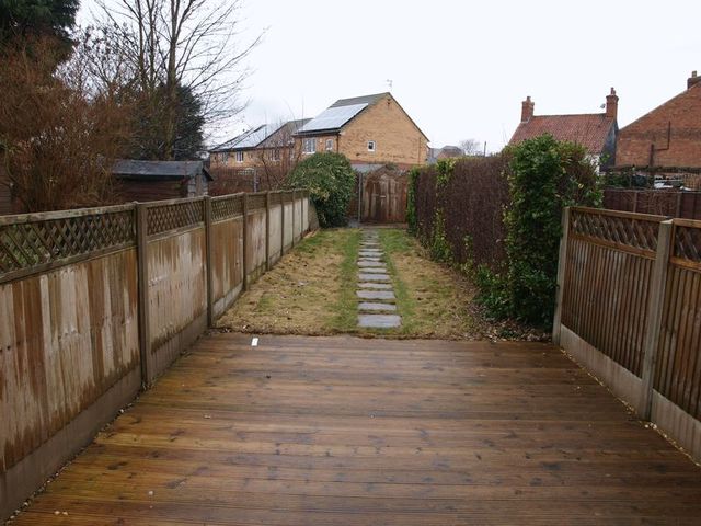  Image of 2 bedroom Terraced house for sale in Lincoln Street Newark NG24 at Lincoln Street Newark Newark, NG24 1HP