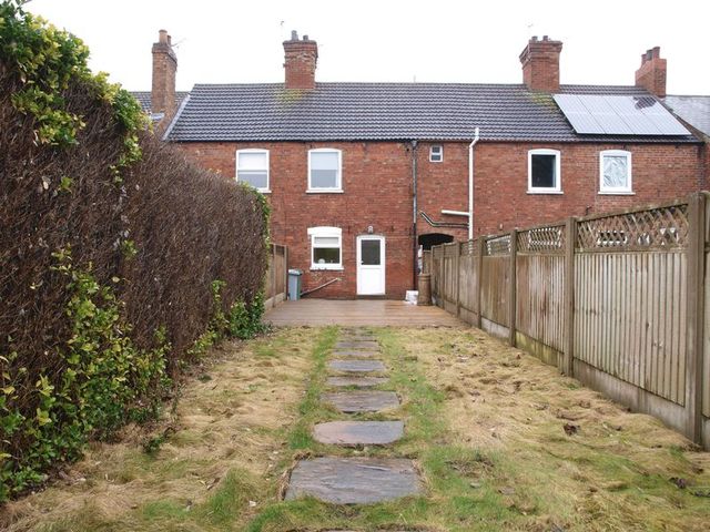  Image of 2 bedroom Terraced house for sale in Lincoln Street Newark NG24 at Lincoln Street Newark Newark, NG24 1HP