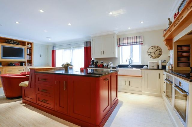 Image of 6 bedroom Detached house for sale in Linden Grove Billinge Wigan WN5 at Linden Grove Billinge Wigan, WN5 7QP