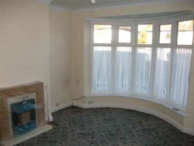  Image of 3 bedroom Semi-Detached house to rent in Linden Road Scarborough YO12 at Linden Road  Scarborough, YO12 5SN