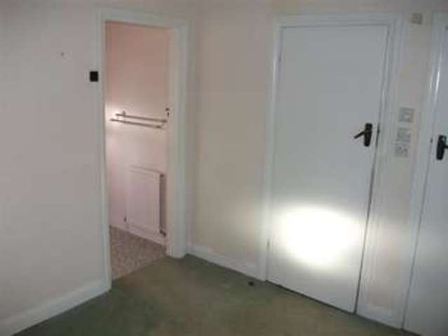  Image of 3 bedroom Semi-Detached house to rent in Linden Road Scarborough YO12 at Linden Road  Scarborough, YO12 5SN