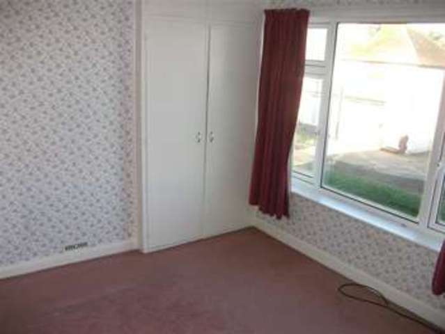 Image of 3 bedroom Semi-Detached house to rent in Linden Road Scarborough YO12 at Linden Road  Scarborough, YO12 5SN