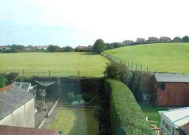  Image of 3 bedroom Semi-Detached house to rent in Linden Road Scarborough YO12 at Linden Road  Scarborough, YO12 5SN