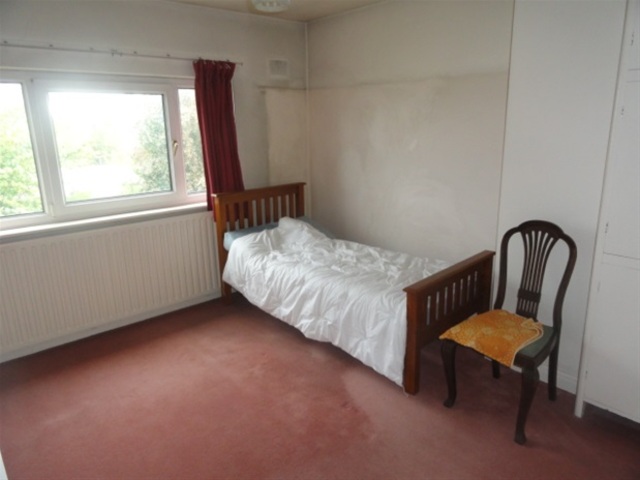  Image of 3 bedroom Semi-Detached house for sale in Lindisfarne Road Shipley BD18 at Shipley, BD18 4RD