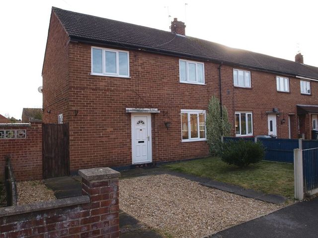  Image of 3 bedroom Semi-Detached house for sale in Lindsay Avenue Newark NG24 at Lindsay Avenue  Newark, NG24 4LB