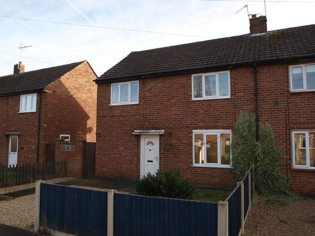  Image of 3 bedroom Semi-Detached house for sale in Lindsay Avenue Newark NG24 at Lindsay Avenue  Newark, NG24 4LB