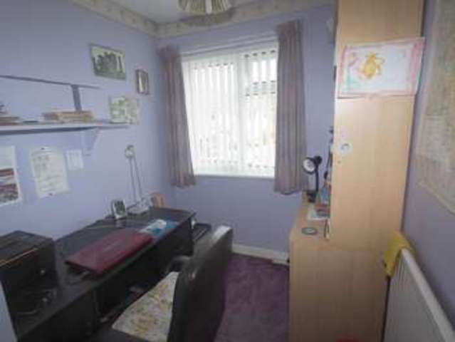  Image of 3 bedroom Terraced house for sale in Links Road Chapel-En-Le-Frith High Peak SK23 at Chapel-en-le-Frith  High Peak, SK23 9TX