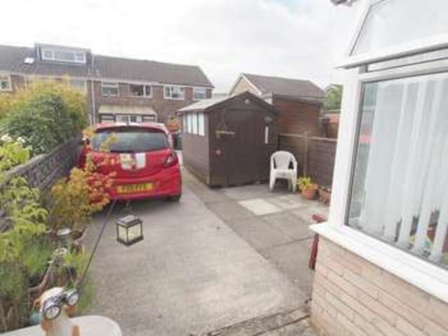  Image of 3 bedroom Terraced house for sale in Links Road Chapel-En-Le-Frith High Peak SK23 at Chapel-en-le-Frith  High Peak, SK23 9TX
