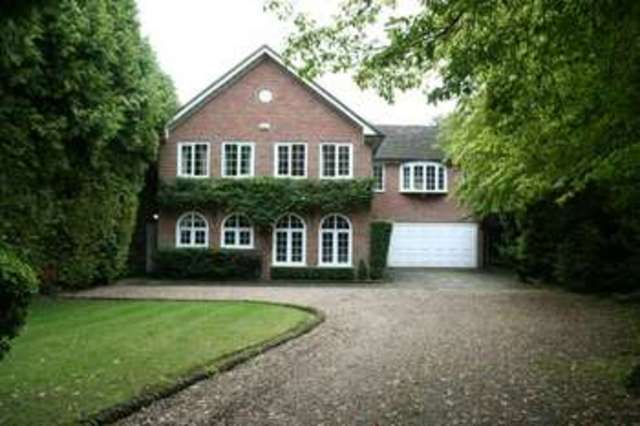  Image of 5 bedroom Detached house for sale in Linksway Northwood HA6 at Northwood, HA6 2XA