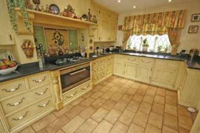  Image of 4 bedroom Detached house for sale in Linksway Northwood HA6 at Northwood  Middlesex, HA6 2XB
