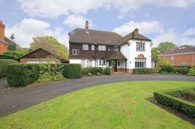  Image of 5 bedroom Detached house for sale in Linksway Northwood HA6 at Northwood, HA6 2XA