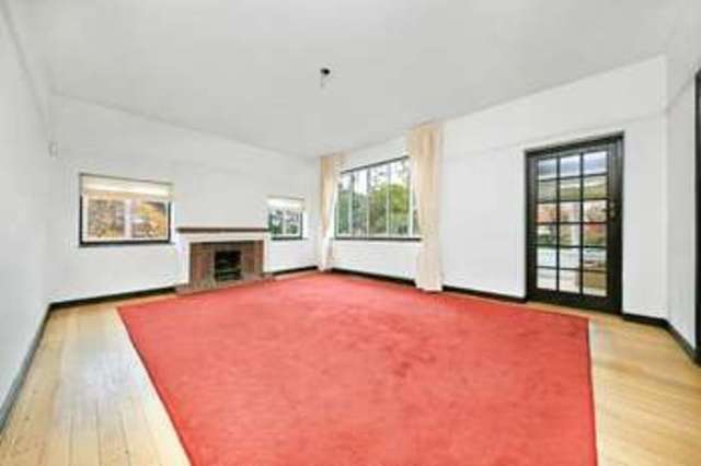  Image of 5 bedroom Detached house for sale in Linksway Northwood HA6 at Northwood, HA6 2XA
