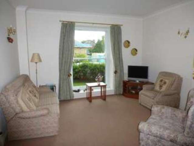  Image of 1 bedroom Retirement Property for sale in Cunliffe Road Ilkley LS29 at Cunliffe Road Ilkley Ilkley, LS29 9DZ