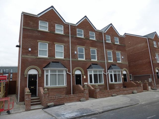  Image of 4 bedroom Terraced house for sale in Litherland Road Bootle L20 at Litherland Road  Bootle, L20 3HZ