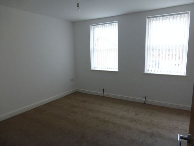  Image of 4 bedroom Terraced house for sale in Litherland Road Bootle L20 at Litherland Road  Bootle, L20 3HZ