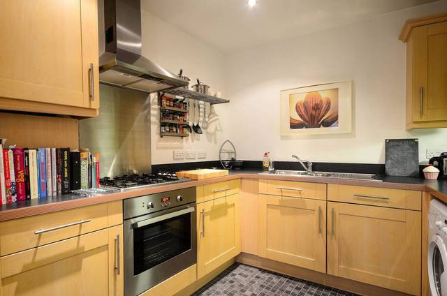  Image of 1 bedroom Flat for sale in Little Cottage Place London SE10 at Little Cottage Place  Greenwich, SE10 9LF