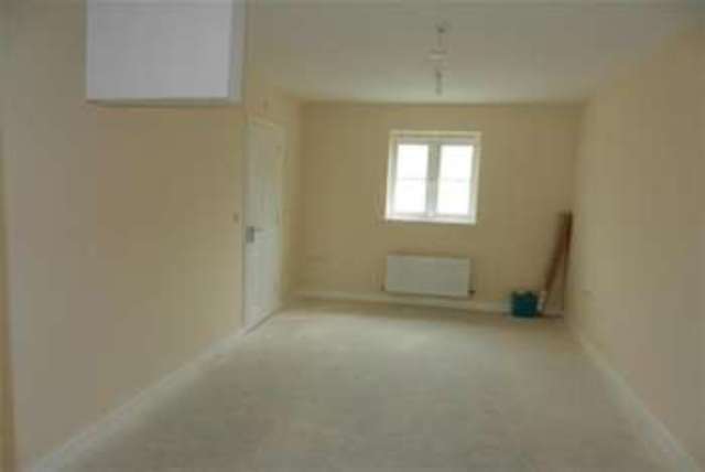  Image of 5 bedroom Detached house to rent in Roman Road Corby NN18 at Corby, NN18 8GP