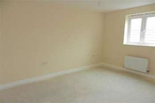  Image of 5 bedroom Detached house to rent in Roman Road Corby NN18 at Corby, NN18 8GP