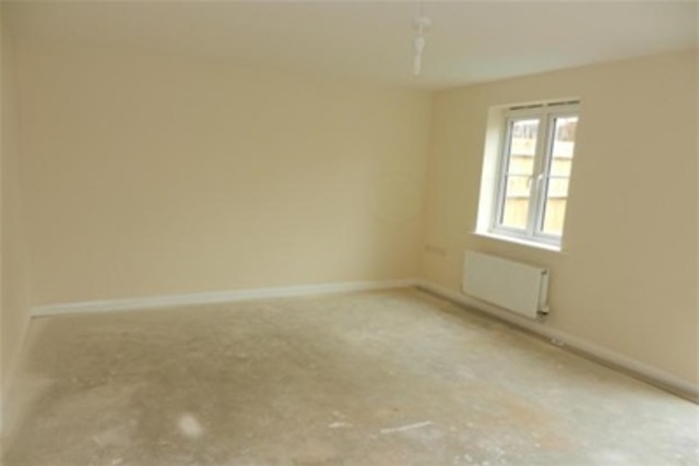  Image of 5 bedroom Detached house to rent in Roman Road Corby NN18 at Corby, NN18 8GP