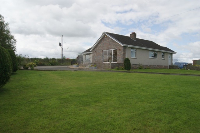  Image of 4 bedroom Bungalow to rent in Ashgill Larkhall ML9 at Larkhall South Lanarkshire South Lanarkshire, ML9 1RB