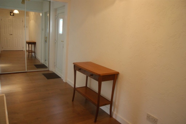  Image of 4 bedroom Bungalow to rent in Ashgill Larkhall ML9 at Larkhall South Lanarkshire South Lanarkshire, ML9 1RB