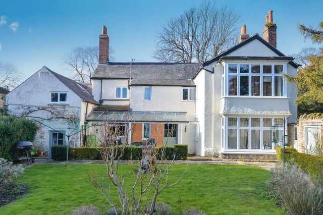  Image of 6 bedroom Detached house for sale in Sandford Road Littlemore Oxford OX4 at Sandford Road Littlemore Oxford, OX4 4PU
