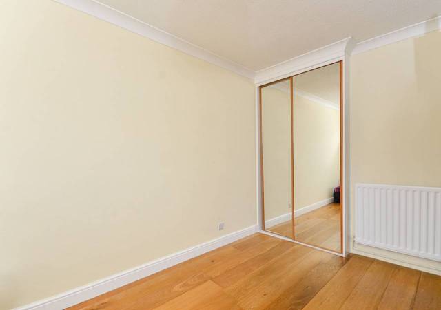  Image of 2 bedroom Maisonette for sale in Littlestone Close Beckenham BR3 at Littlestone Close  Beckenham, BR3 1UE