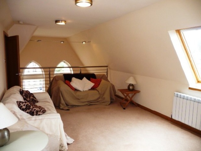  Image of 2 bedroom Terraced house to rent in Lochend Road Edinburgh EH6 at Lochend Edinburgh Leith, EH6 8BR