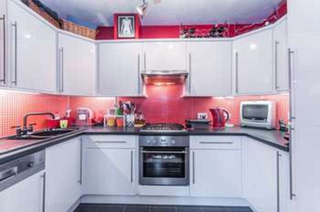  Image of 1 bedroom Flat for sale in Lockesfield Place London E14 at London, E14 3AH