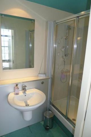  Image of 2 bedroom Flat to rent in Queens Lane Newcastle upon Tyne NE1 at Queens Lane  Newcastle Upon Tyne, NE1 1NA