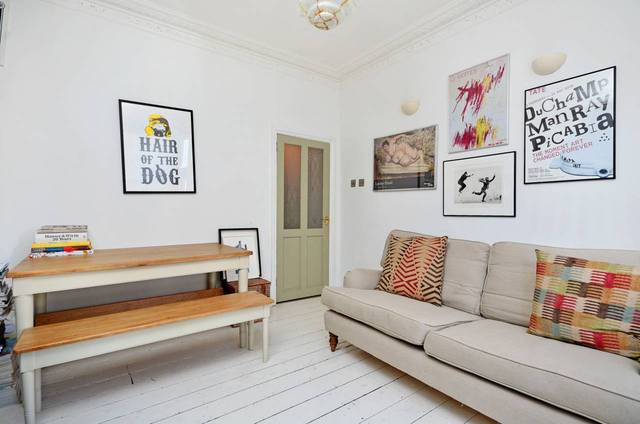  Image of 1 bedroom Flat for sale in Londesborough Road London N16 at Londesborough Road  Hackney, N16 8RP