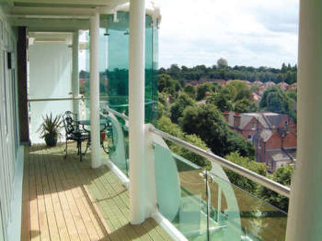  Image of 2 bedroom Apartment for sale in Laugharne Laugharne Carmarthen SA33 at Marsh Road  London, SA33 4RS