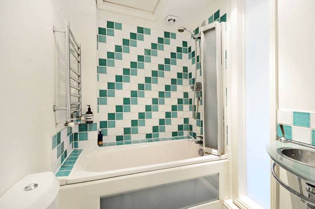  Image of 2 bedroom Flat to rent in London Fields East Side London E8 at London Fields  London Fields, E8 3SA