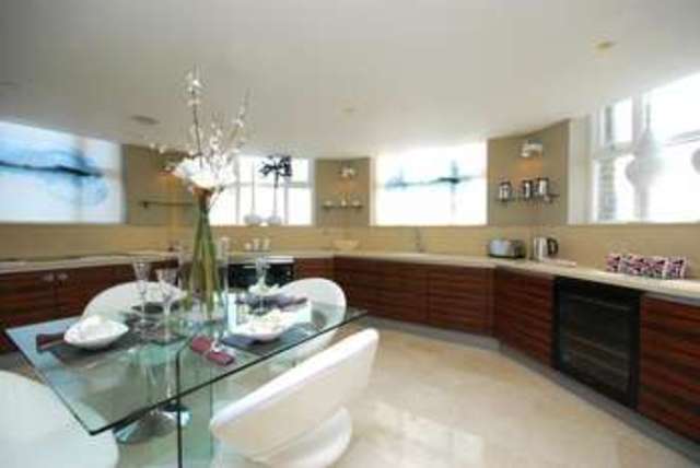  Image of 3 bedroom Apartment for sale in Royal Drive London N11 at Royal Drive  London, N11 3FL