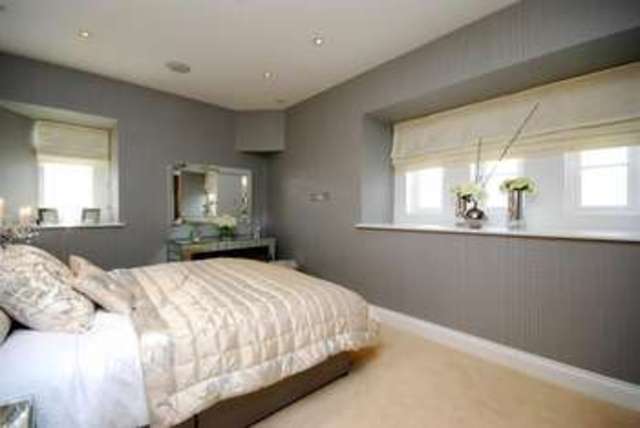  Image of 3 bedroom Apartment for sale in Royal Drive London N11 at Royal Drive  London, N11 3FL