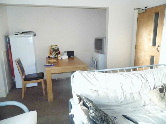  Image of 8 bedroom Detached house for sale in London Road Newcastle-under-Lyme ST5 at London Road  Newcastle, ST5 1LZ