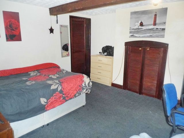  Image of 8 bedroom Detached house for sale in London Road Newcastle-under-Lyme ST5 at London Road  Newcastle, ST5 1LZ