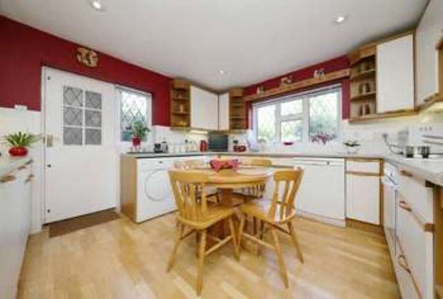  Image of 5 bedroom Detached house for sale in London Road Rickmansworth WD3 at Rickmansworth, WD3 1JT
