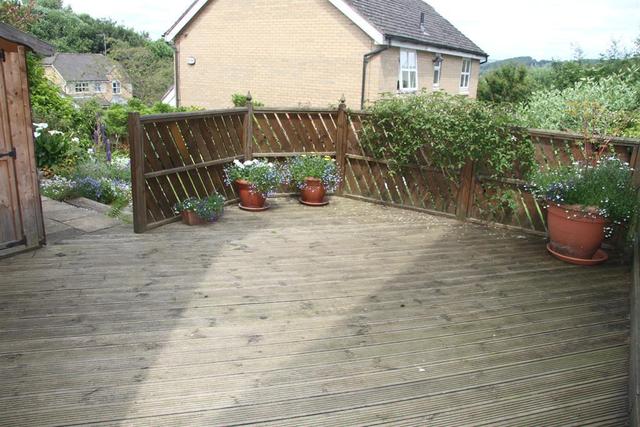  Image of 5 bedroom Detached house for sale in Long Preston Chase Apperley Bridge Bradford BD10 at Apperley Bridge Bradford Calverley, BD10 0UP