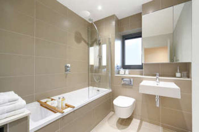  Image of 3 bedroom Flat for sale in Newport Avenue London E14 at Prime Meridian Walk  Canary Wharf, E14 2DT