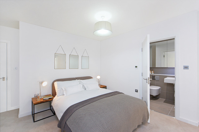  Image of 2 bedroom Flat for sale in Newport Avenue London E14 at Prime Meridian Walk  Canary Wharf, E14 2DT