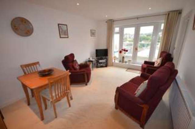  Image of 2 bedroom Flat for sale in Longlands Dawlish EX7 at Longlands  Dawlish, EX7 9NF