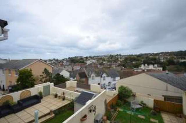  Image of 2 bedroom Flat for sale in Longlands Dawlish EX7 at Longlands  Dawlish, EX7 9NF