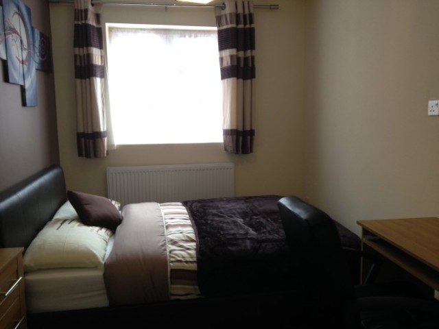  Image of 1 bedroom Studio flat to rent in Lonsdale Avenue Wembley HA9 at Lonsdale Avenue  Wembley, HA9 7EJ