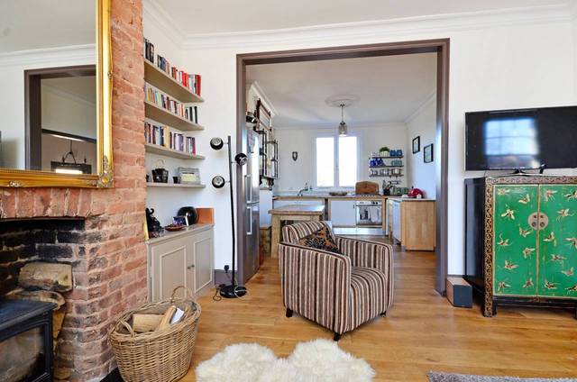  Image of 3 bedroom Flat to rent in Lordship Road London N16 at Lordship Road  Stoke Newington, N16 0QJ