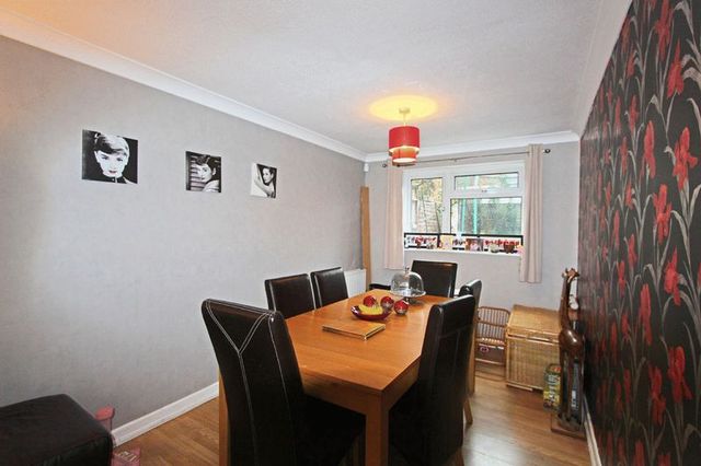  Image of 3 bedroom Terraced house for sale in Dunvegan Drive Southampton SO16 at Dunvegan Drive  Southampton, SO16 8DB